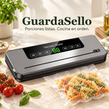 GuardaSello — porciones listas y cocina en orden; imagen ilustrativa IA